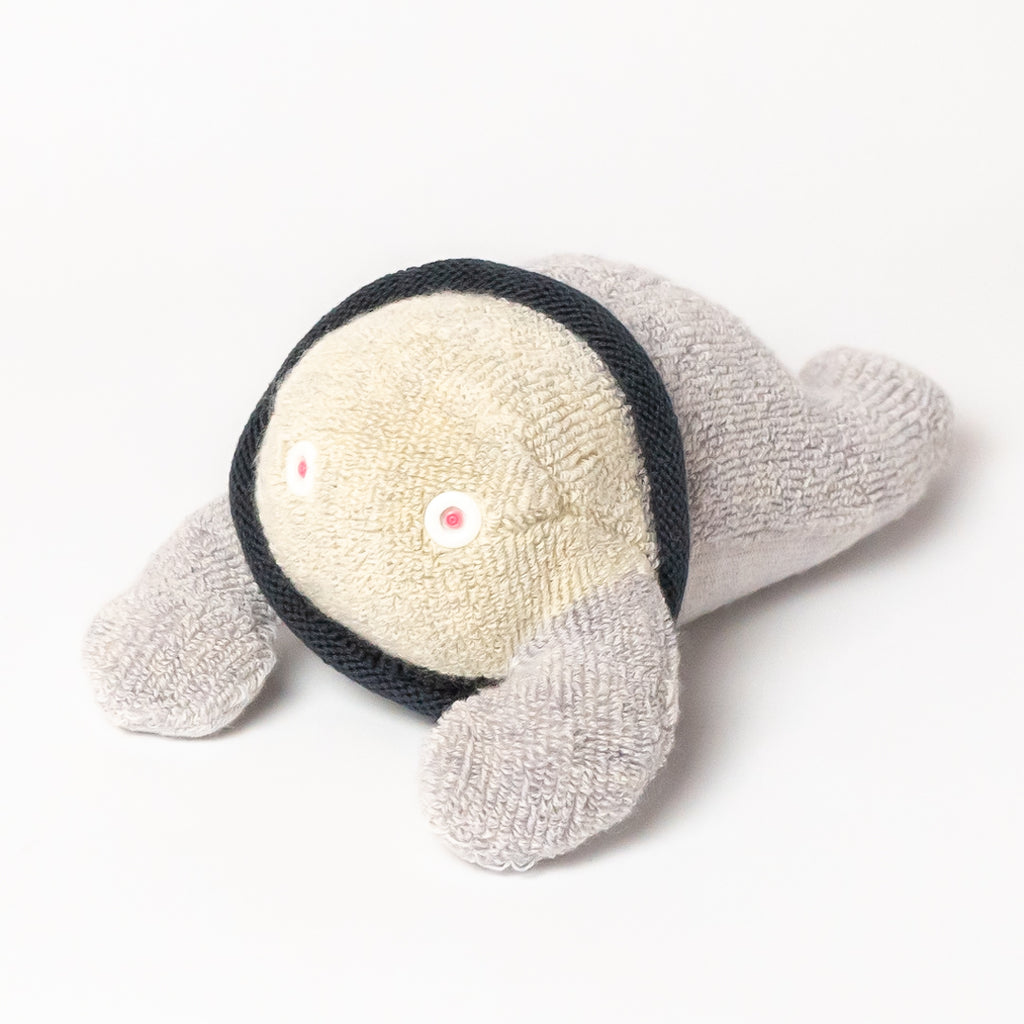 ぬいぐるみ クツシタ人 – GOOD JOB STORE